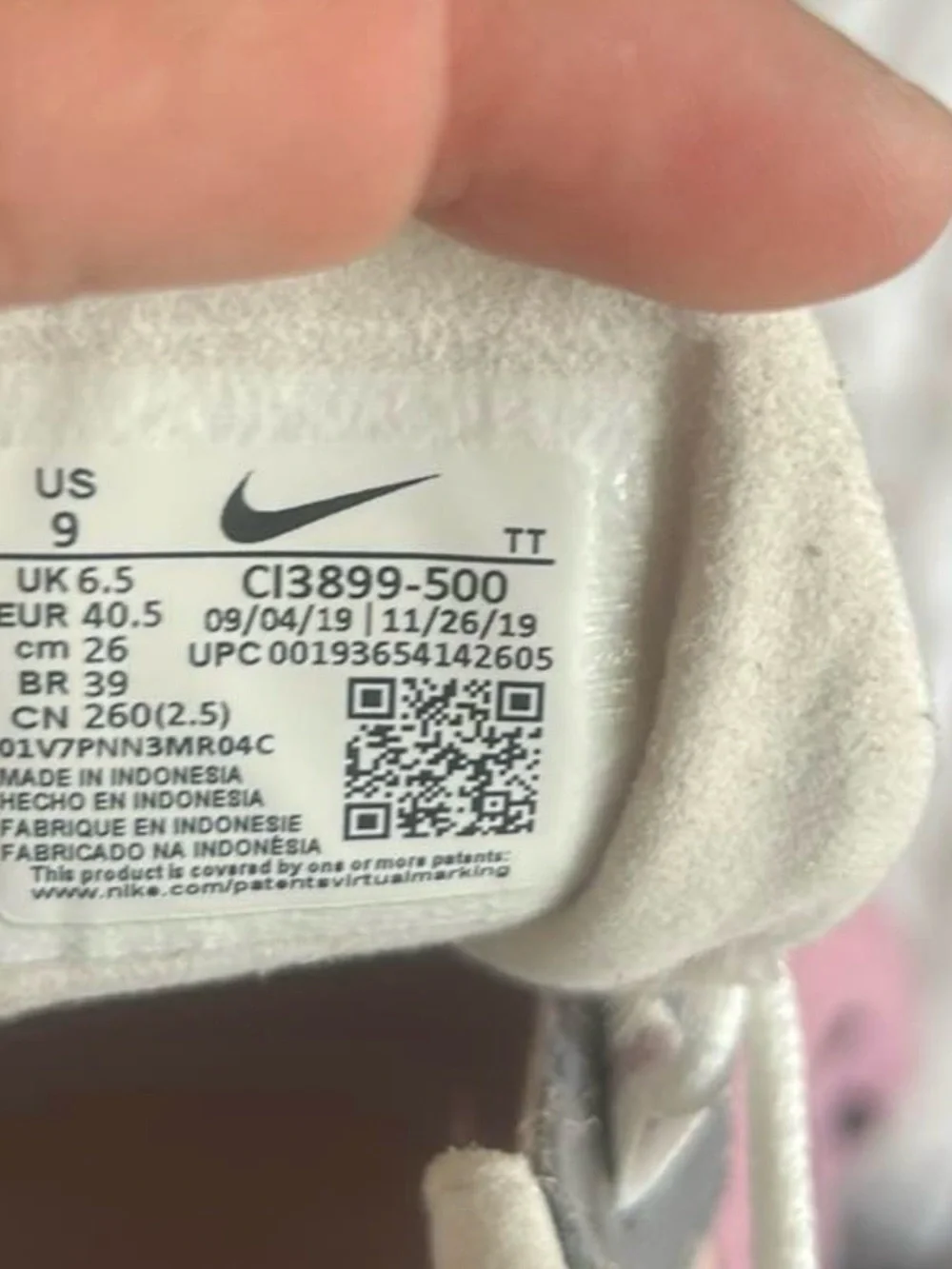 Nike Women's Air Max-270 Sneakers in Pink, Gray and White